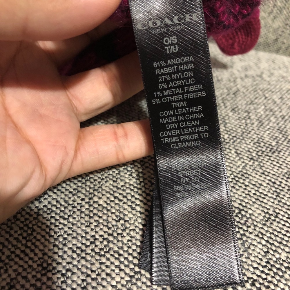 Coach rabbit hair gloves - Picture 4 of 4